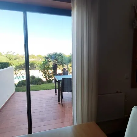 Oasis Retreat * אלבופיירה